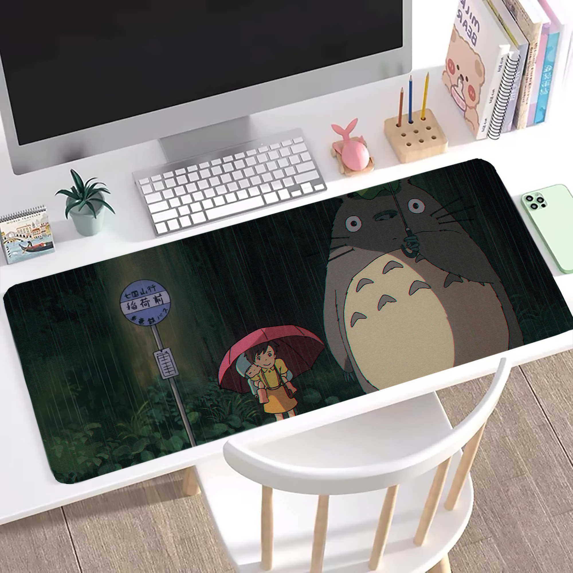（画像用） となりのトトロ 草壁メイ 草壁サツキ My Neighbor Totoro Satsuki Kusakabe Mei Kusakabe ステッチ加工 大判デスクマット／滑り止めマウスパッド