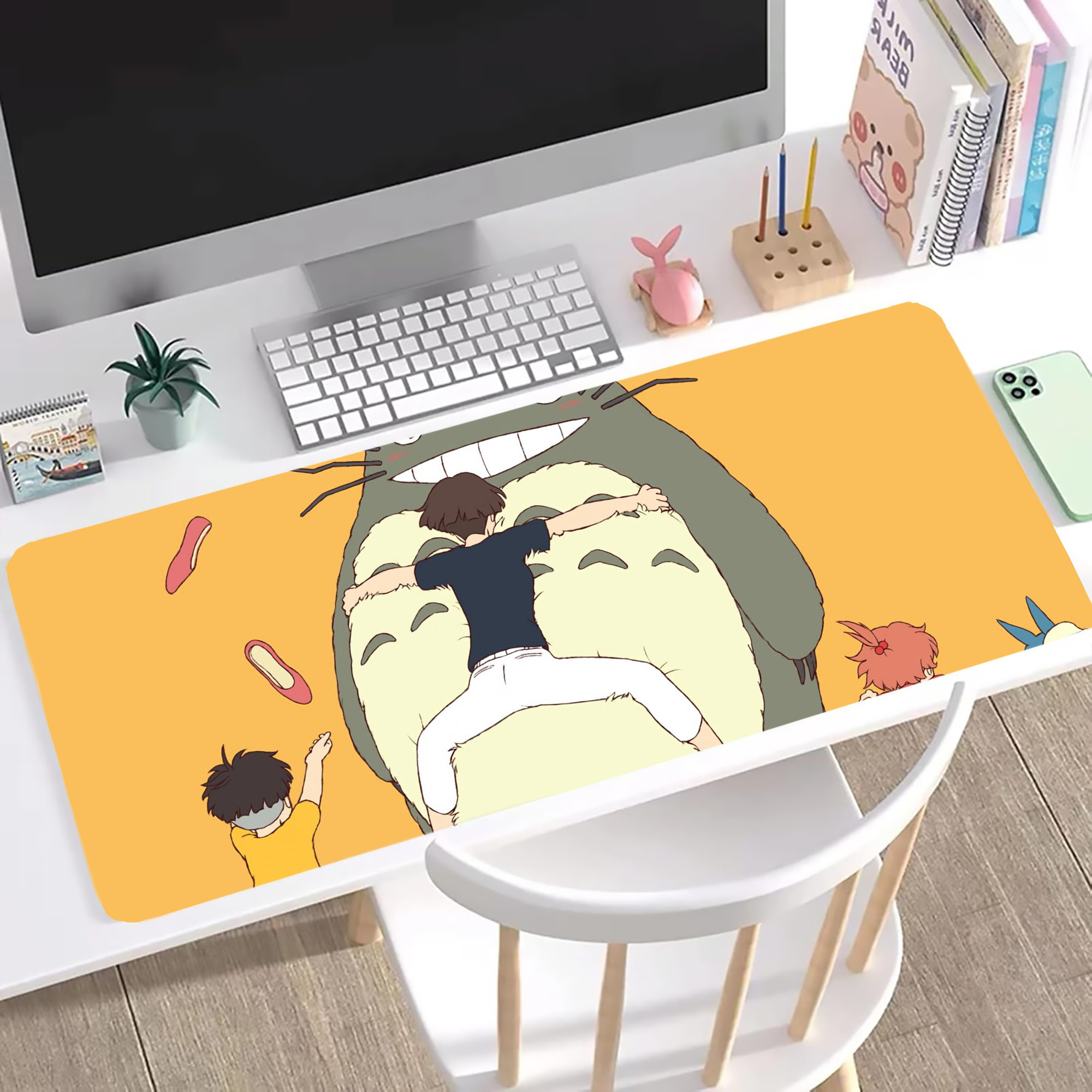 （画像用） となりのトトロ 草壁メイ 草壁サツキ My Neighbor Totoro Satsuki Kusakabe Mei Kusakabe ステッチ加工 大判デスクマット／滑り止めマウスパッド