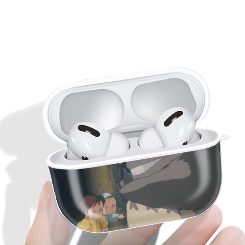 となりのトトロ 草壁メイ 草壁サツキ My Neighbor Totoro Satsuki Kusakabe Mei Kusakabe 【AirPods Pro用】ハードシェル保護ケース 耐衝撃・防指紋・カラビナ付き商品仕様