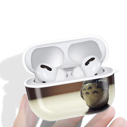 となりのトトロ 草壁メイ 草壁サツキ My Neighbor Totoro Satsuki Kusakabe Mei Kusakabe 【AirPods Pro用】ハードシェル保護ケース 耐衝撃・防指紋・カラビナ付き商品仕様