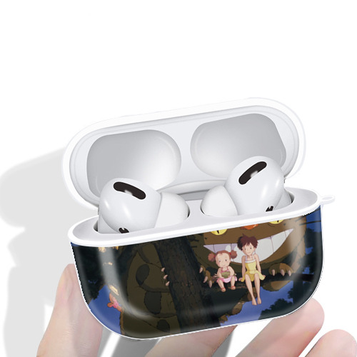 となりのトトロ 草壁メイ 草壁サツキ My Neighbor Totoro Satsuki Kusakabe Mei Kusakabe 【AirPods Pro用】ハードシェル保護ケース 耐衝撃・防指紋・カラビナ付き商品仕様