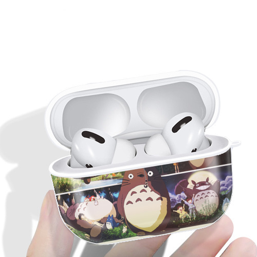 となりのトトロ 草壁メイ 草壁サツキ My Neighbor Totoro Satsuki Kusakabe Mei Kusakabe 【AirPods Pro用】ハードシェル保護ケース 耐衝撃・防指紋・カラビナ付き商品仕様