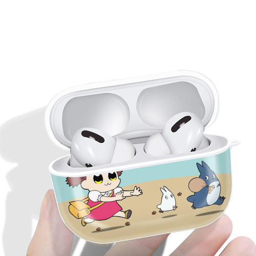 となりのトトロ 草壁メイ 草壁サツキ My Neighbor Totoro Satsuki Kusakabe Mei Kusakabe 【AirPods Pro用】ハードシェル保護ケース 耐衝撃・防指紋・カラビナ付き商品仕様