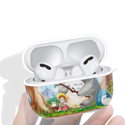 となりのトトロ 草壁メイ 草壁サツキ My Neighbor Totoro Satsuki Kusakabe Mei Kusakabe 【AirPods Pro用】ハードシェル保護ケース 耐衝撃・防指紋・カラビナ付き商品仕様