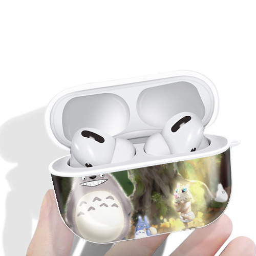 となりのトトロ 草壁メイ 草壁サツキ My Neighbor Totoro Satsuki Kusakabe Mei Kusakabe 【AirPods Pro用】ハードシェル保護ケース 耐衝撃・防指紋・カラビナ付き商品仕様