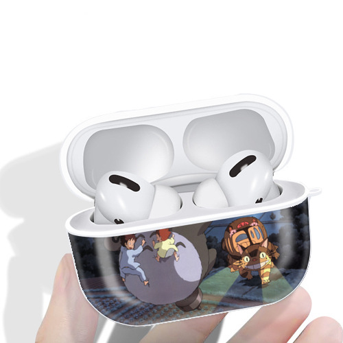 となりのトトロ 草壁メイ 草壁サツキ My Neighbor Totoro Satsuki Kusakabe Mei Kusakabe 【AirPods Pro用】ハードシェル保護ケース 耐衝撃・防指紋・カラビナ付き商品仕様