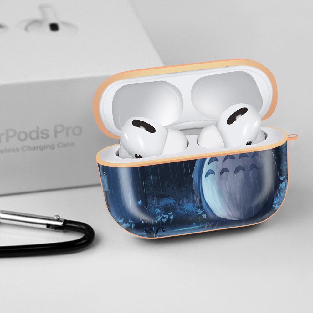 となりのトトロ 草壁メイ 草壁サツキ My Neighbor Totoro Satsuki Kusakabe Mei Kusakabe 【AirPods Pro用】ハードシェル保護ケース｜耐衝撃・防指紋・カラビナ付き商品仕様