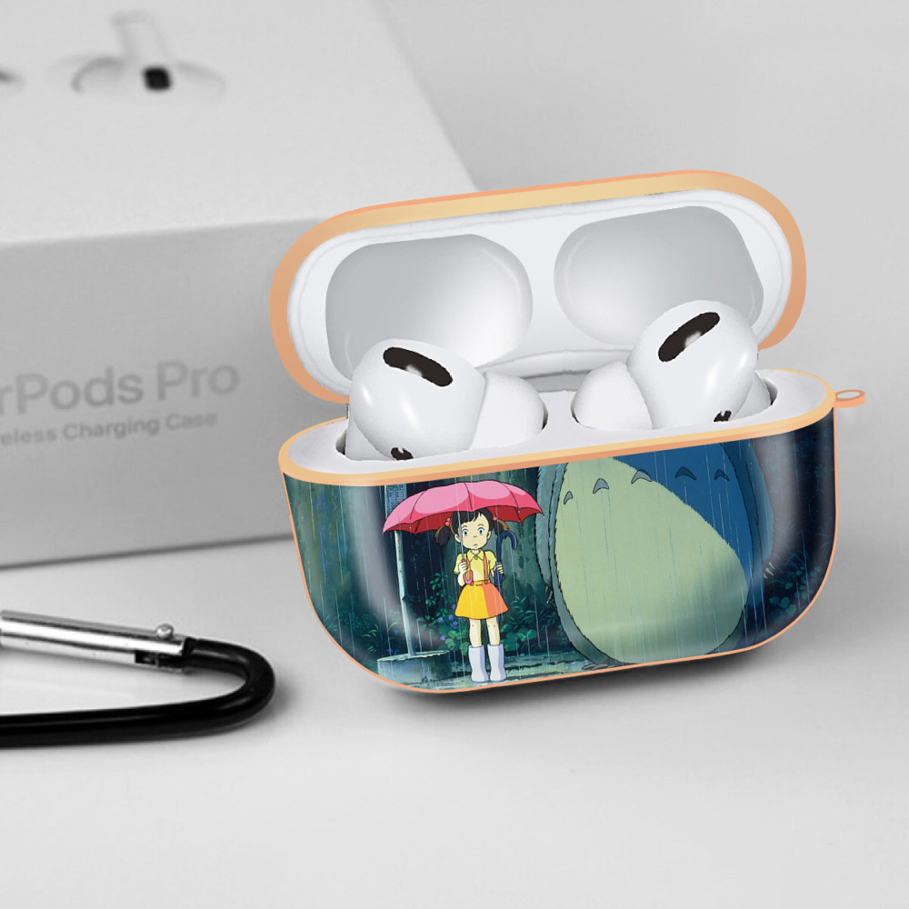 となりのトトロ 草壁メイ 草壁サツキ My Neighbor Totoro Satsuki Kusakabe Mei Kusakabe 【AirPods Pro用】ハードシェル保護ケース｜耐衝撃・防指紋・カラビナ付き商品仕様