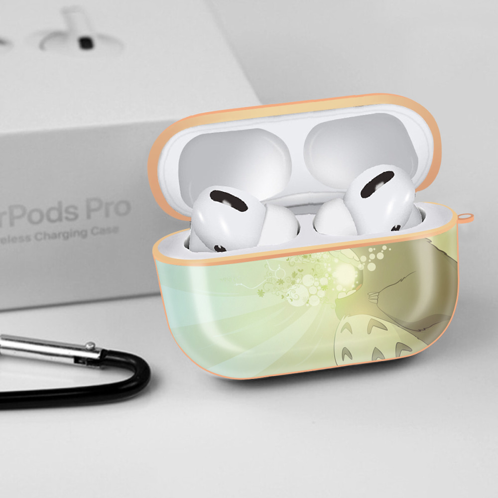 となりのトトロ 草壁メイ 草壁サツキ My Neighbor Totoro Satsuki Kusakabe Mei Kusakabe 【AirPods Pro用】ハードシェル保護ケース｜耐衝撃・防指紋・カラビナ付き商品仕様