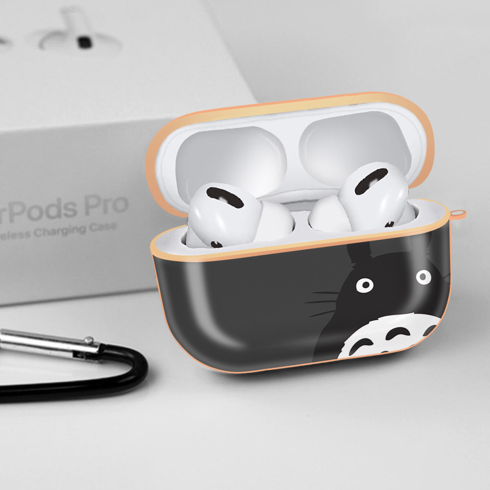 となりのトトロ 草壁メイ 草壁サツキ My Neighbor Totoro Satsuki Kusakabe Mei Kusakabe 【AirPods Pro用】ハードシェル保護ケース｜耐衝撃・防指紋・カラビナ付き商品仕様