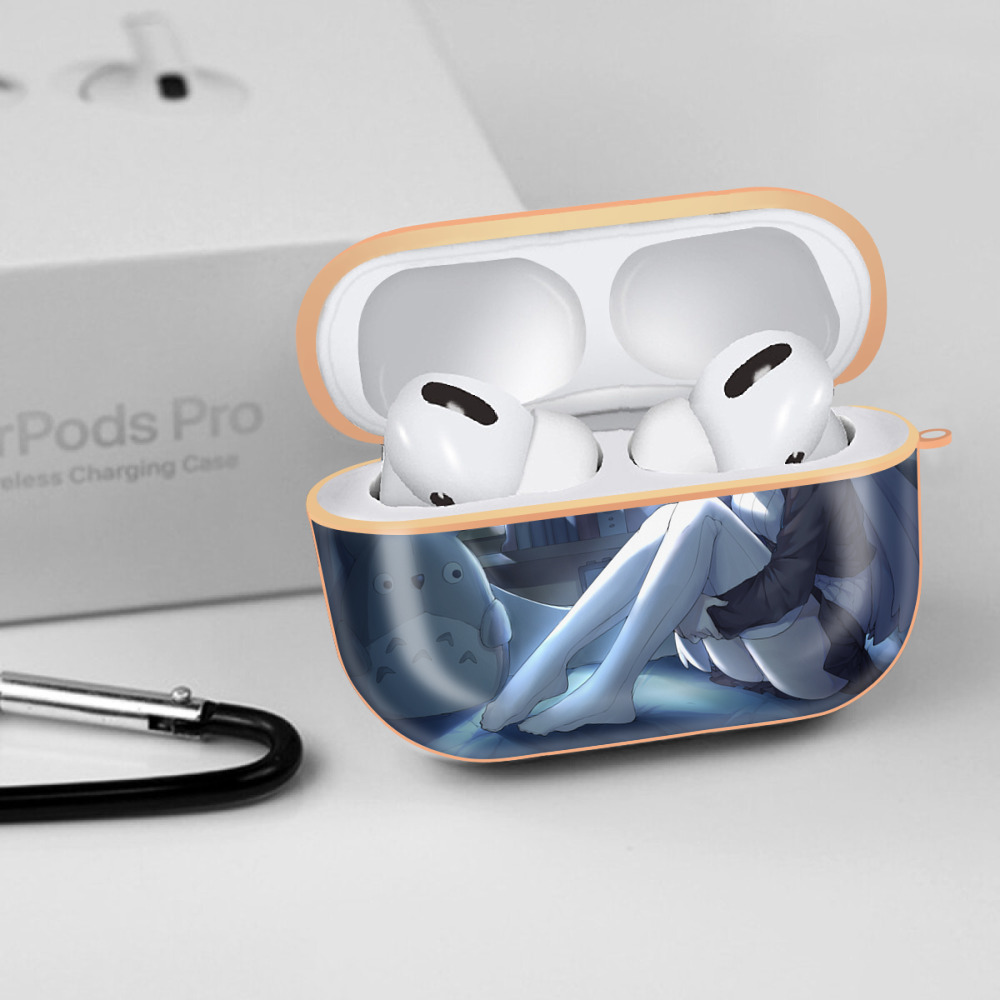 となりのトトロ 草壁メイ 草壁サツキ My Neighbor Totoro Satsuki Kusakabe Mei Kusakabe 【AirPods Pro用】ハードシェル保護ケース｜耐衝撃・防指紋・カラビナ付き商品仕様