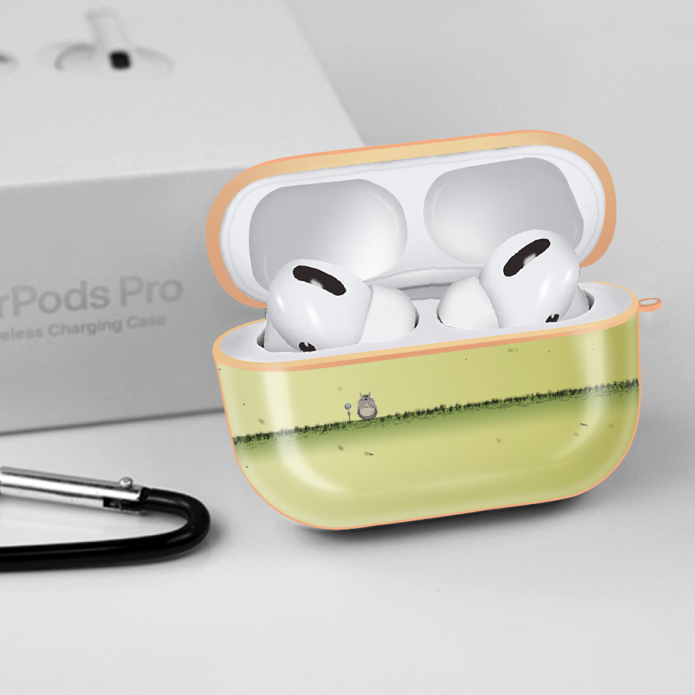 となりのトトロ 草壁メイ 草壁サツキ My Neighbor Totoro Satsuki Kusakabe Mei Kusakabe 【AirPods Pro用】ハードシェル保護ケース｜耐衝撃・防指紋・カラビナ付き商品仕様