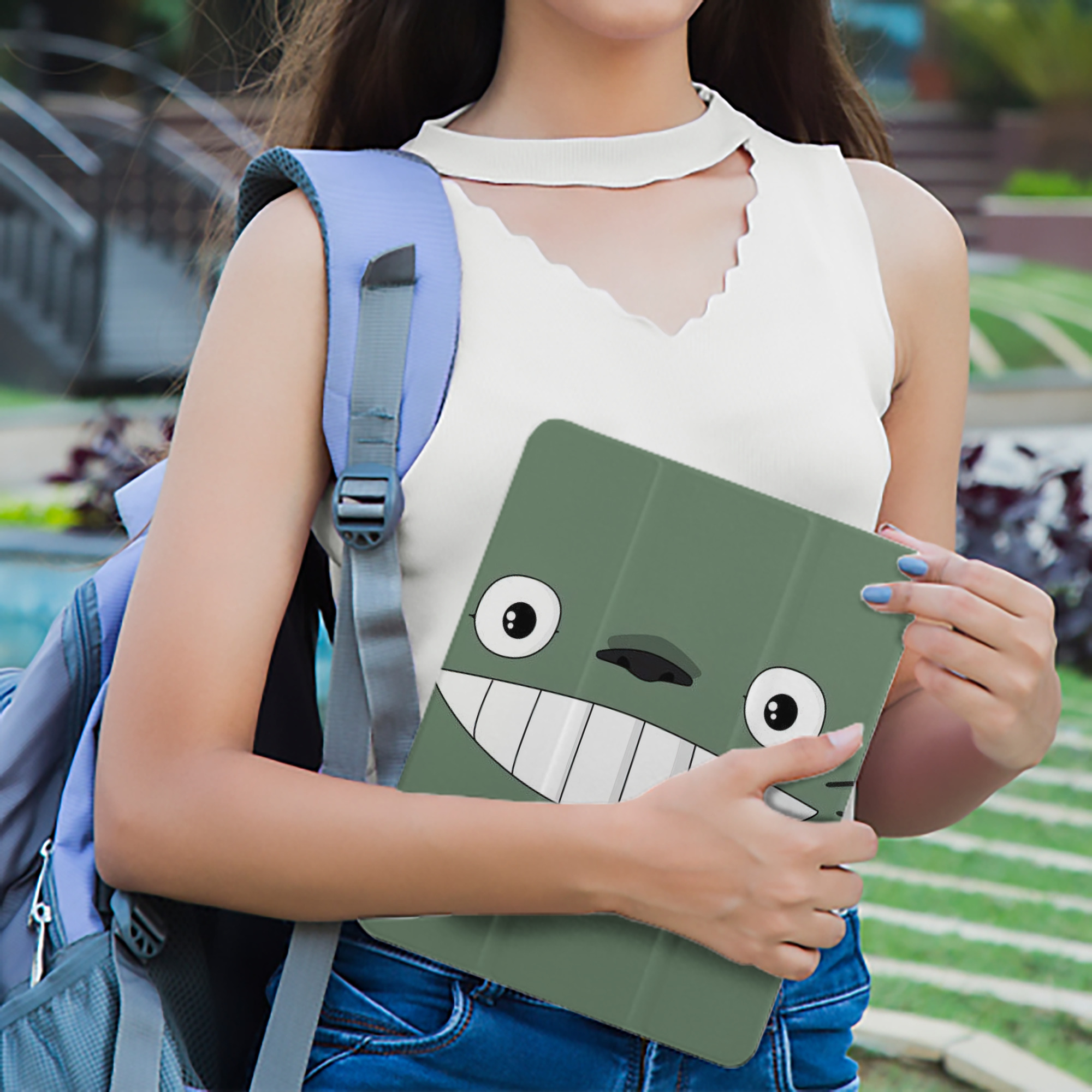 となりのトトロ 草壁メイ 草壁サツキ My Neighbor Totoro Satsuki Kusakabe Mei Kusakabe IPad ケース ペン収納付き 三つ折りスタンド PUレザー×シリコン 対応機種9.5/10.5/10.9インチ