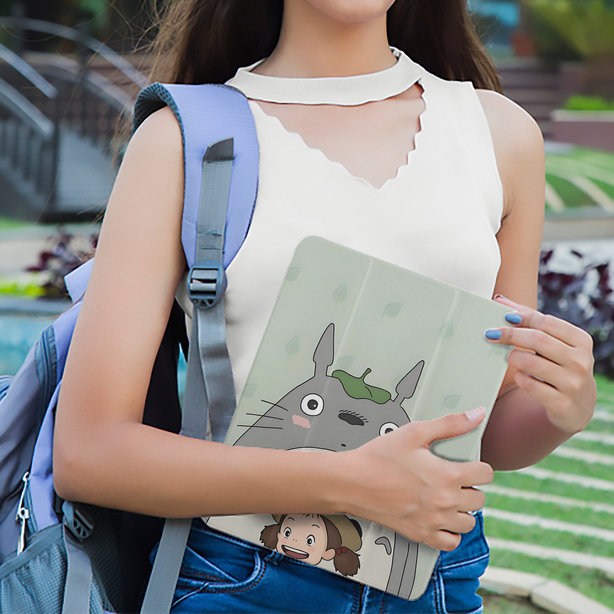 となりのトトロ 草壁メイ 草壁サツキ My Neighbor Totoro Satsuki Kusakabe Mei Kusakabe IPad ケース ペン収納付き 三つ折りスタンド PUレザー×シリコン 対応機種9.5/10.5/10.9インチ