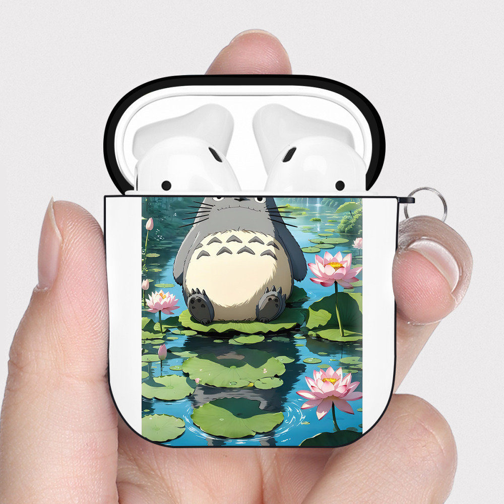 （画像用） となりのトトロ 草壁メイ 草壁サツキ My Neighbor Totoro Satsuki Kusakabe Mei Kusakabe AirPods 第2世代保護ケース ハードシェル ブラック 耐衝撃・防指紋・カラビナ付き
