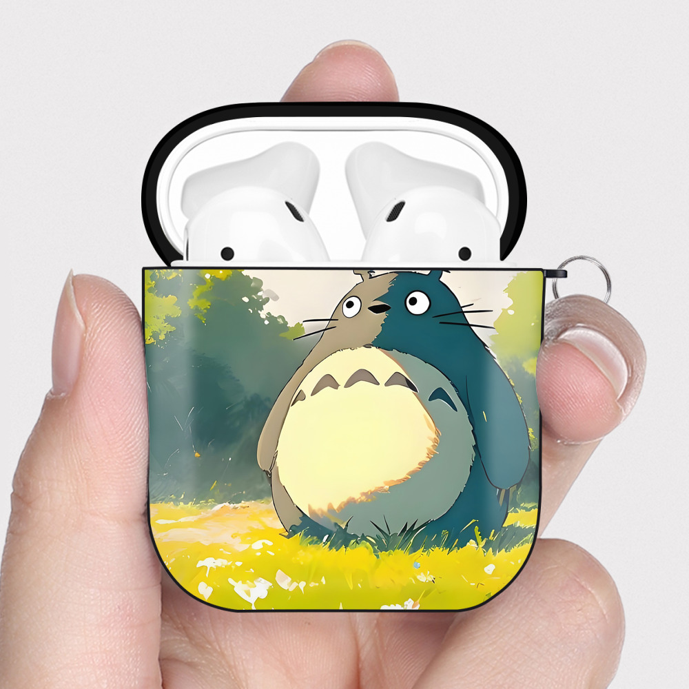 （画像用） となりのトトロ 草壁メイ 草壁サツキ My Neighbor Totoro Satsuki Kusakabe Mei Kusakabe AirPods 第2世代保護ケース ハードシェル ブラック 耐衝撃・防指紋・カラビナ付き