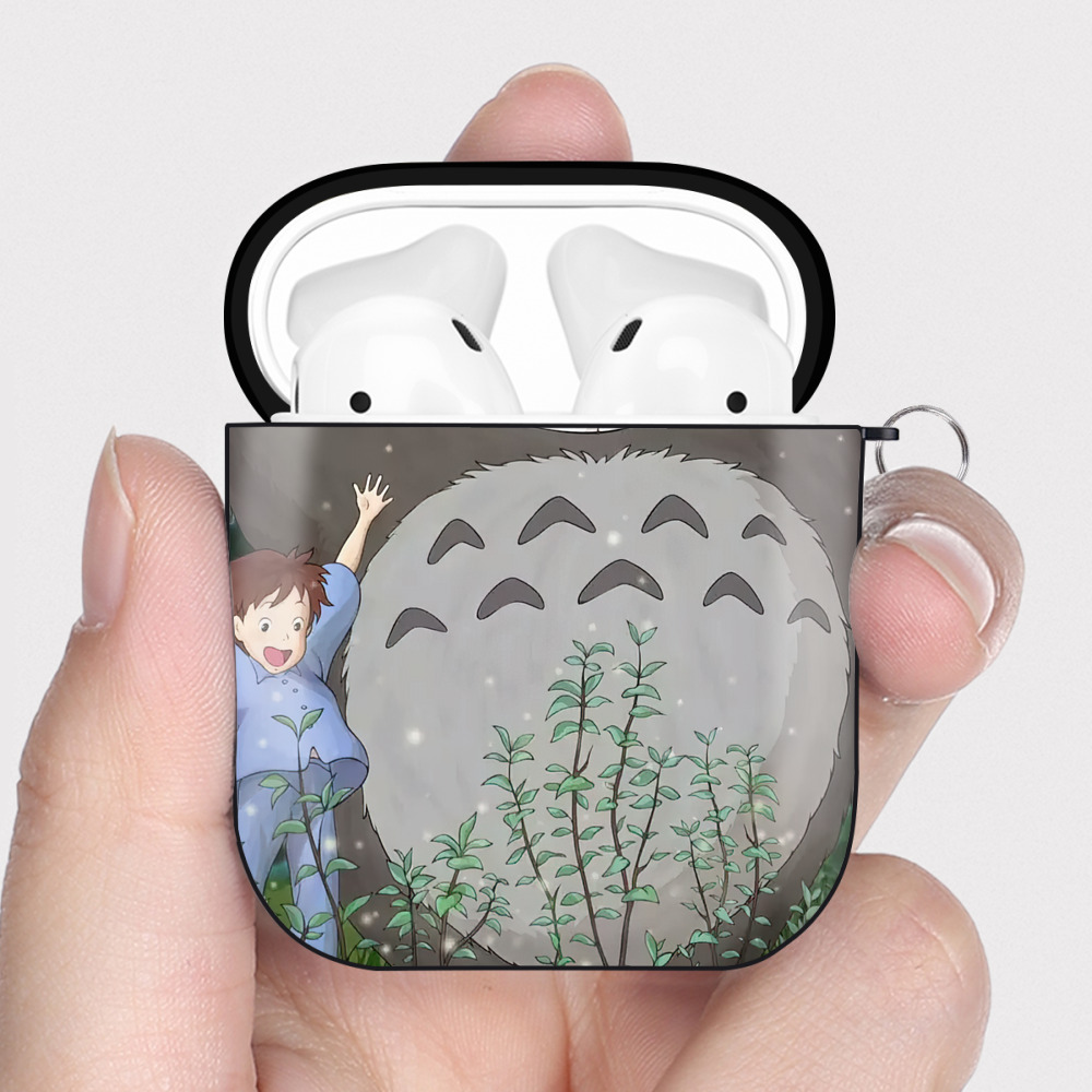 （画像用） となりのトトロ 草壁メイ 草壁サツキ My Neighbor Totoro Satsuki Kusakabe Mei Kusakabe AirPods 第2世代保護ケース ハードシェル ブラック 耐衝撃・防指紋・カラビナ付き