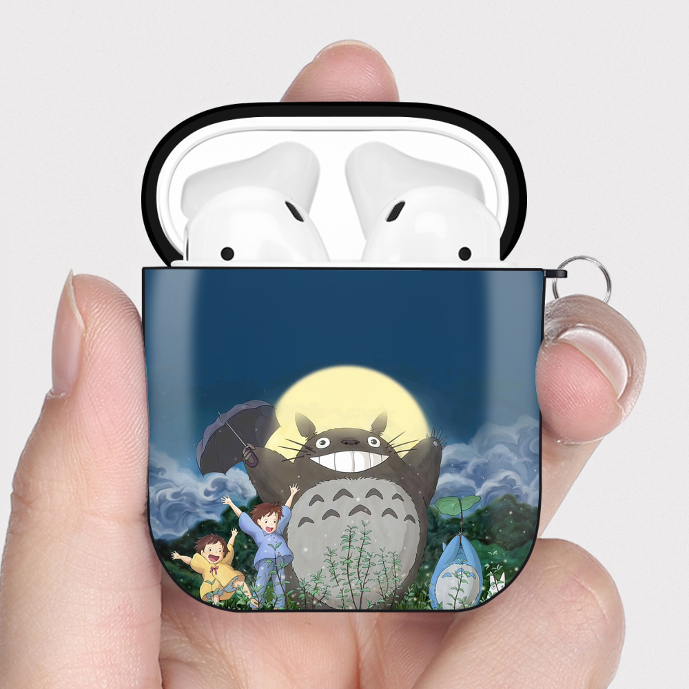 （画像用） となりのトトロ 草壁メイ 草壁サツキ My Neighbor Totoro Satsuki Kusakabe Mei Kusakabe AirPods 第2世代保護ケース ハードシェル ブラック 耐衝撃・防指紋・カラビナ付き
