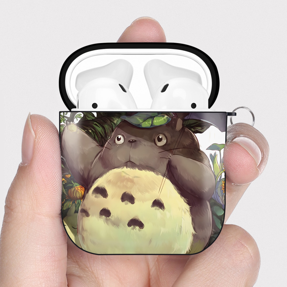 （画像用） となりのトトロ 草壁メイ 草壁サツキ My Neighbor Totoro Satsuki Kusakabe Mei Kusakabe AirPods 第2世代保護ケース ハードシェル ブラック 耐衝撃・防指紋・カラビナ付き