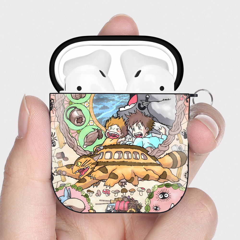 （画像用） となりのトトロ 草壁メイ 草壁サツキ My Neighbor Totoro Satsuki Kusakabe Mei Kusakabe AirPods 第2世代保護ケース ハードシェル ブラック 耐衝撃・防指紋・カラビナ付き