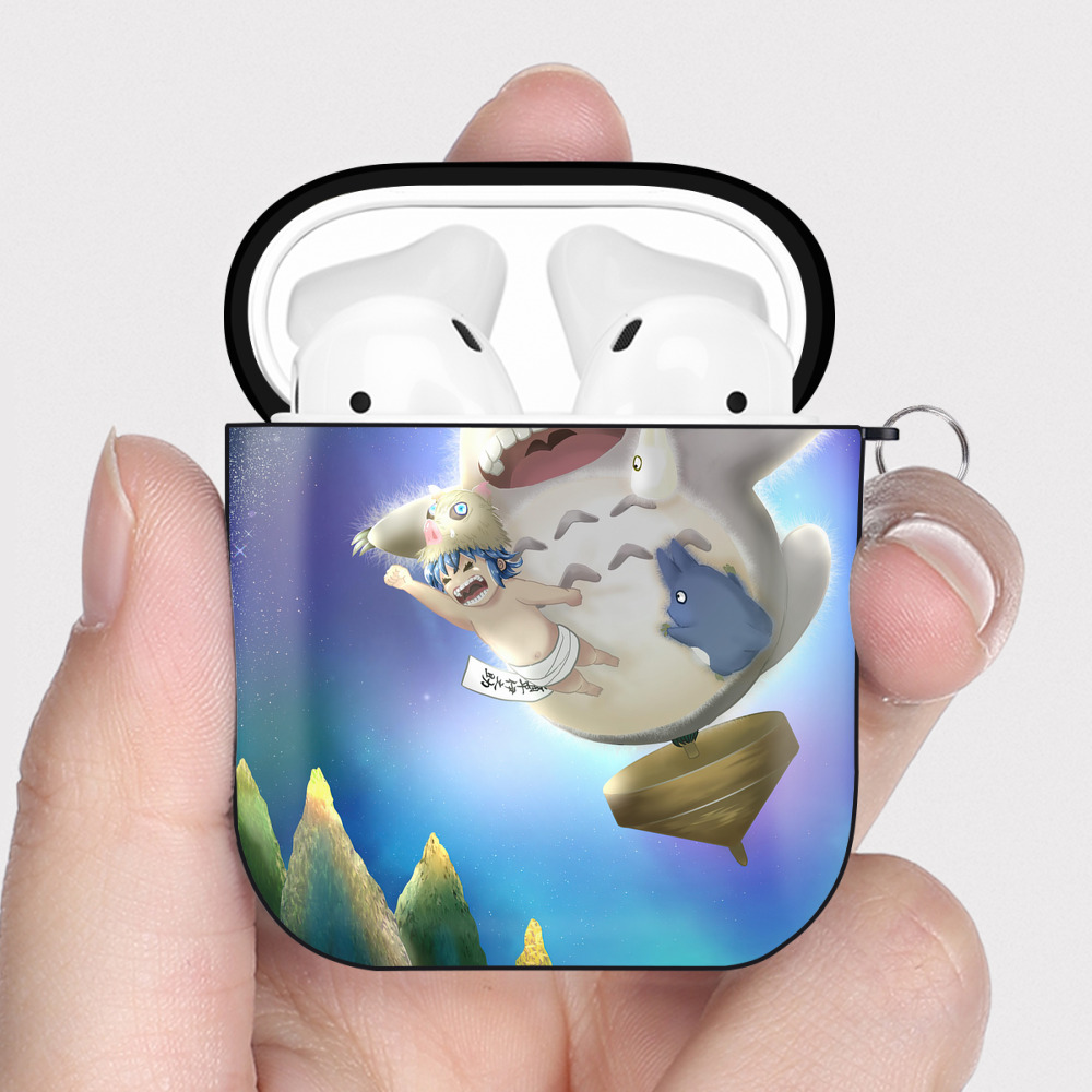 （画像用） となりのトトロ 草壁メイ 草壁サツキ My Neighbor Totoro Satsuki Kusakabe Mei Kusakabe AirPods 第2世代保護ケース ハードシェル ブラック 耐衝撃・防指紋・カラビナ付き