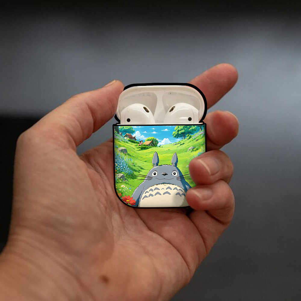 となりのトトロ 草壁メイ 草壁サツキ My Neighbor Totoro Satsuki Kusakabe Mei Kusakabe AirPods 第2世代保護ケース ハードシェル ブラック 耐衝撃・防指紋・カラビナ付き