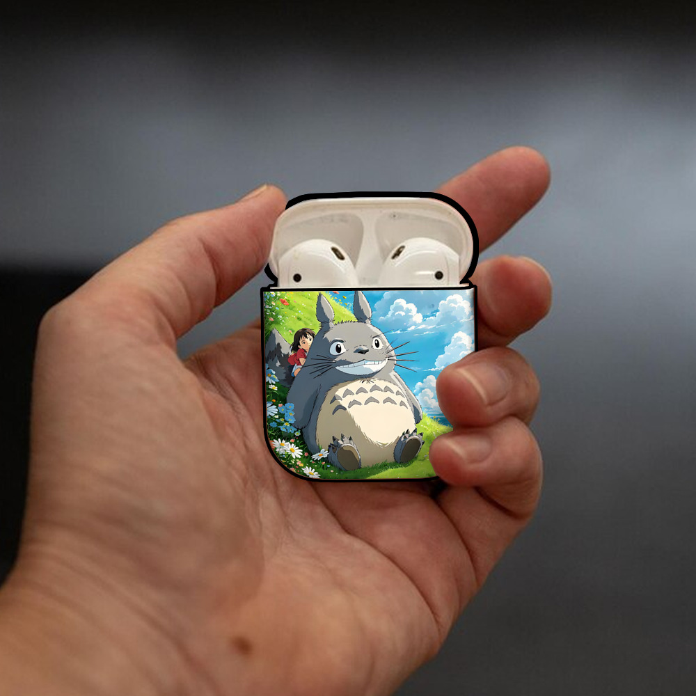 となりのトトロ 草壁メイ 草壁サツキ My Neighbor Totoro Satsuki Kusakabe Mei Kusakabe AirPods 第2世代保護ケース ハードシェル ブラック 耐衝撃・防指紋・カラビナ付き