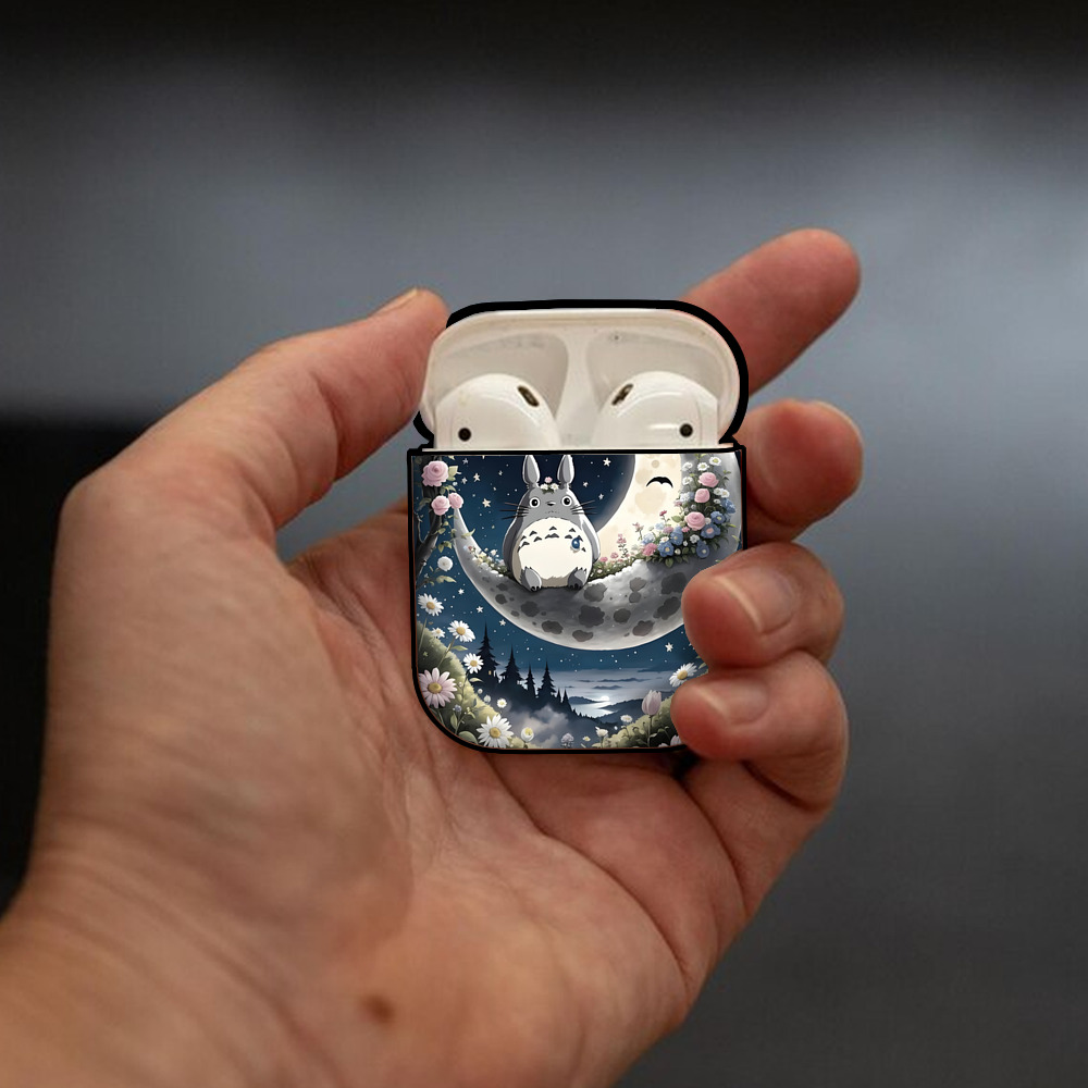 となりのトトロ 草壁メイ 草壁サツキ My Neighbor Totoro Satsuki Kusakabe Mei Kusakabe AirPods 第2世代保護ケース ハードシェル ブラック 耐衝撃・防指紋・カラビナ付き
