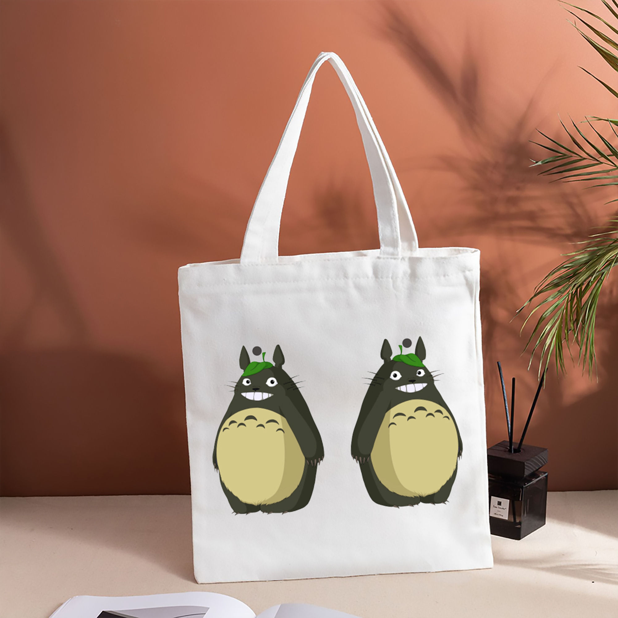 となりのトトロ 草壁メイ 草壁サツキ My Neighbor Totoro Satsuki Kusakabe Mei Kusakabe 縦型キャンバス生地手提げバッグ　トートバッグ