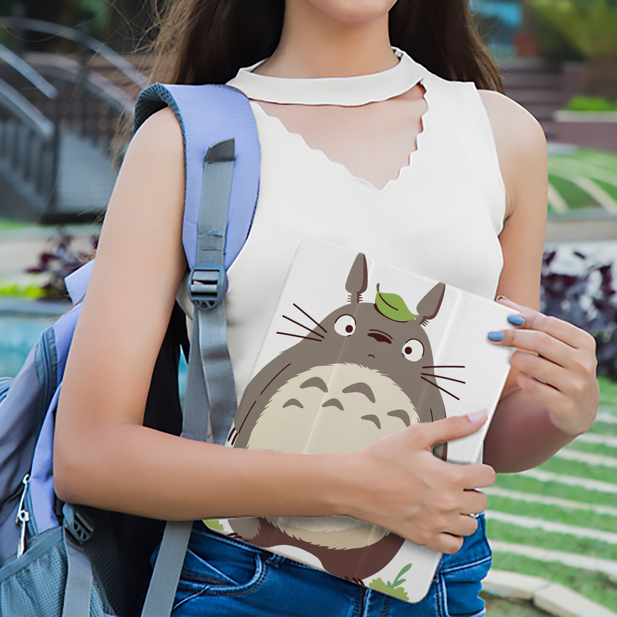 となりのトトロ 草壁メイ 草壁サツキ My Neighbor Totoro Satsuki Kusakabe Mei Kusakabe IPad ケース ペン収納付き 三つ折りスタンド PUレザー×シリコン 対応機種9.5/10.5/10.9インチ