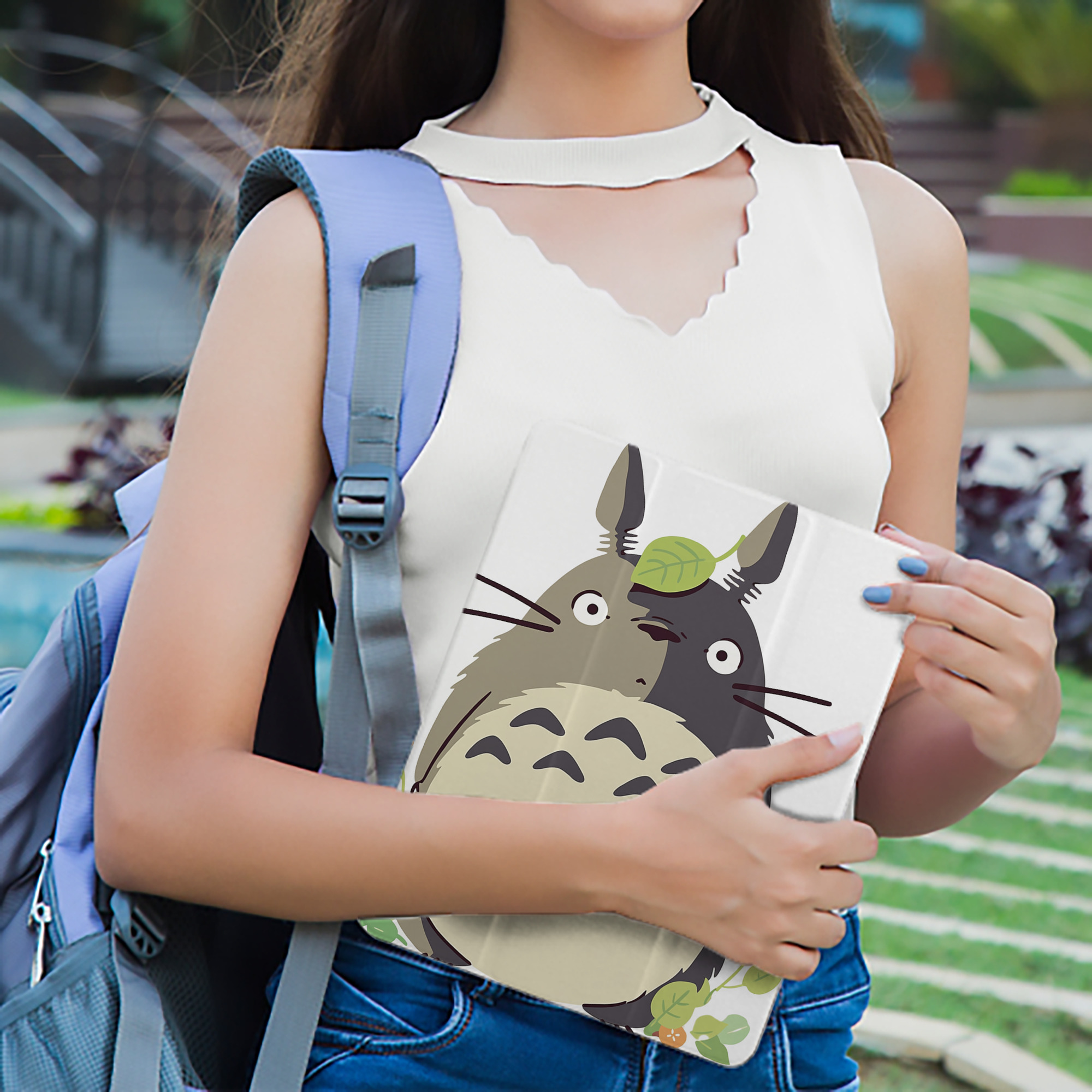 となりのトトロ 草壁メイ 草壁サツキ My Neighbor Totoro Satsuki Kusakabe Mei Kusakabe IPad ケース ペン収納付き 三つ折りスタンド PUレザー×シリコン 対応機種9.5/10.5/10.9インチ