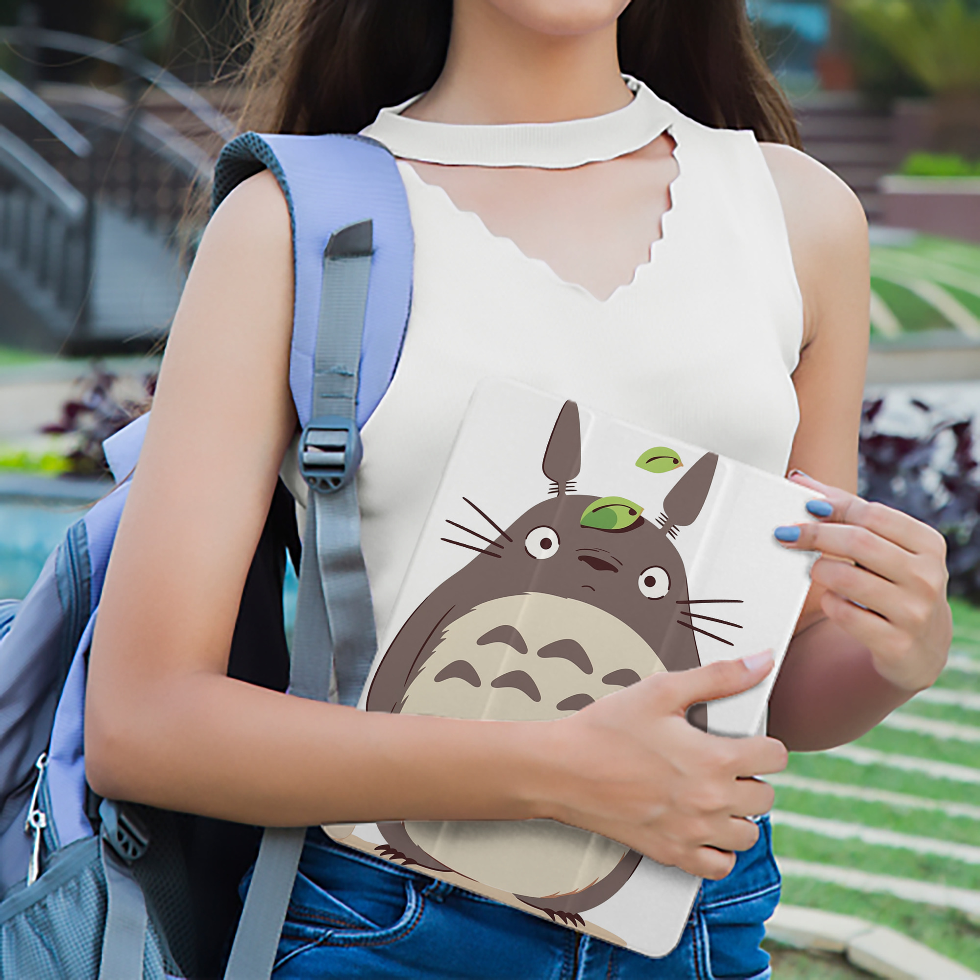 となりのトトロ 草壁メイ 草壁サツキ My Neighbor Totoro Satsuki Kusakabe Mei Kusakabe IPad ケース ペン収納付き 三つ折りスタンド PUレザー×シリコン 対応機種9.5/10.5/10.9インチ