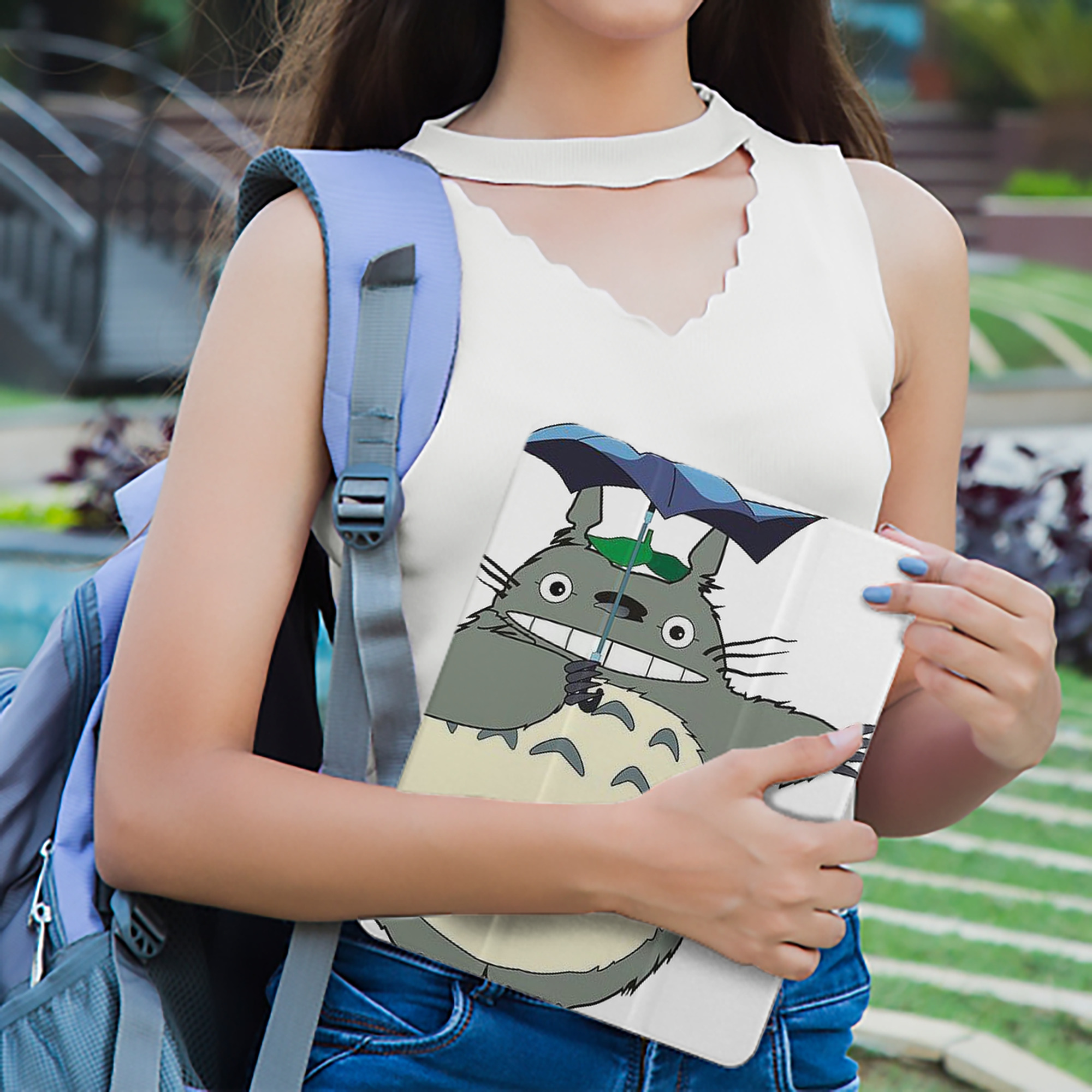 となりのトトロ 草壁メイ 草壁サツキ My Neighbor Totoro Satsuki Kusakabe Mei Kusakabe IPad ケース ペン収納付き 三つ折りスタンド PUレザー×シリコン 対応機種9.5/10.5/10.9インチ