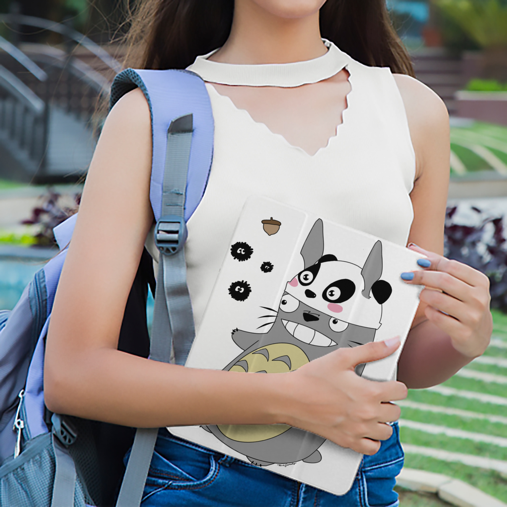 となりのトトロ 草壁メイ 草壁サツキ My Neighbor Totoro Satsuki Kusakabe Mei Kusakabe IPad ケース ペン収納付き 三つ折りスタンド PUレザー×シリコン 対応機種9.5/10.5/10.9インチ