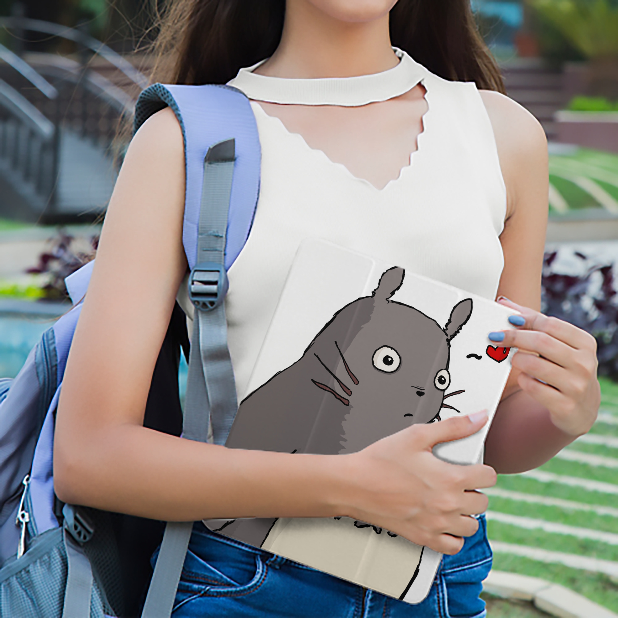 となりのトトロ 草壁メイ 草壁サツキ My Neighbor Totoro Satsuki Kusakabe Mei Kusakabe IPad ケース ペン収納付き 三つ折りスタンド PUレザー×シリコン 対応機種9.5/10.5/10.9インチ