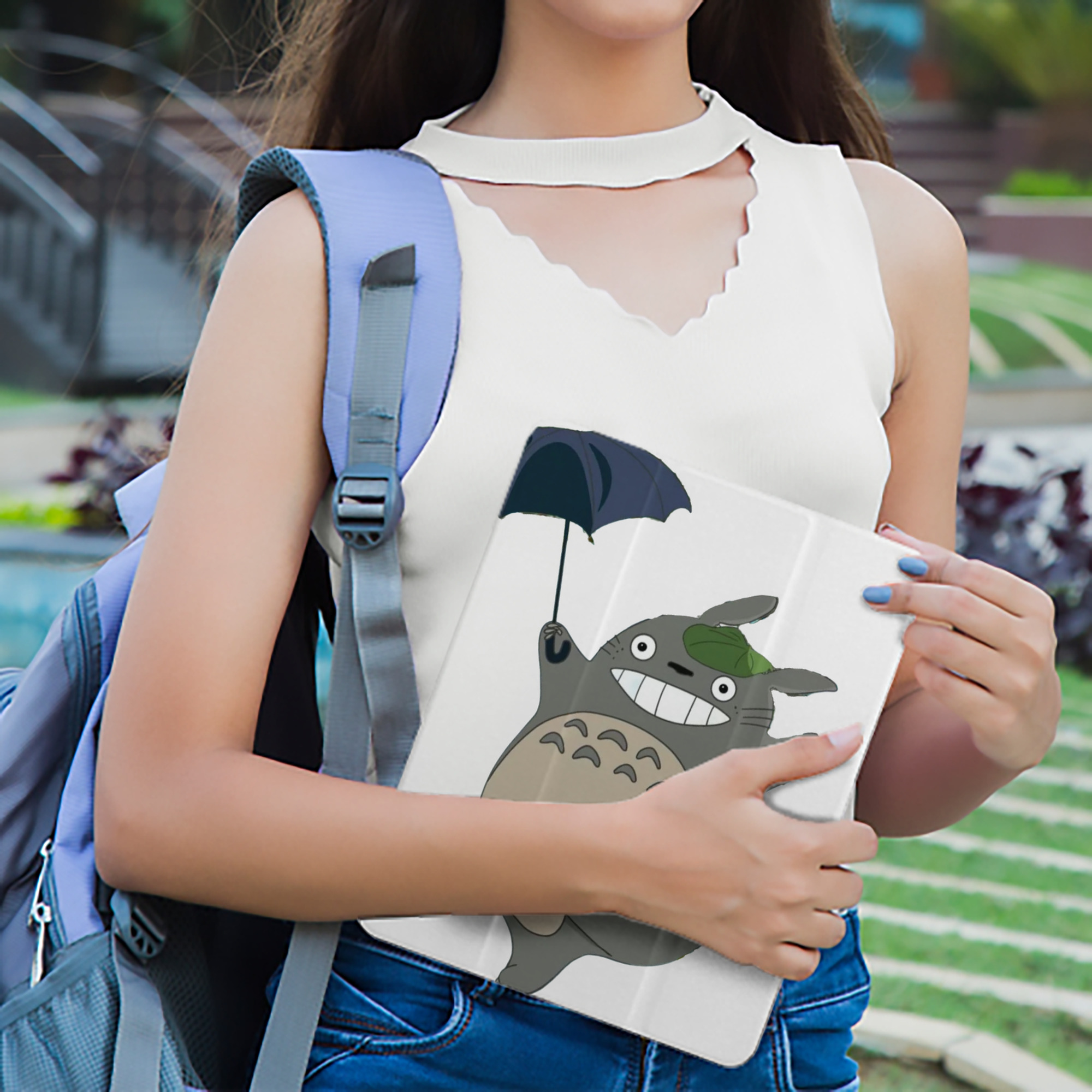 となりのトトロ 草壁メイ 草壁サツキ My Neighbor Totoro Satsuki Kusakabe Mei Kusakabe IPad ケース ペン収納付き 三つ折りスタンド PUレザー×シリコン 対応機種9.5/10.5/10.9インチ