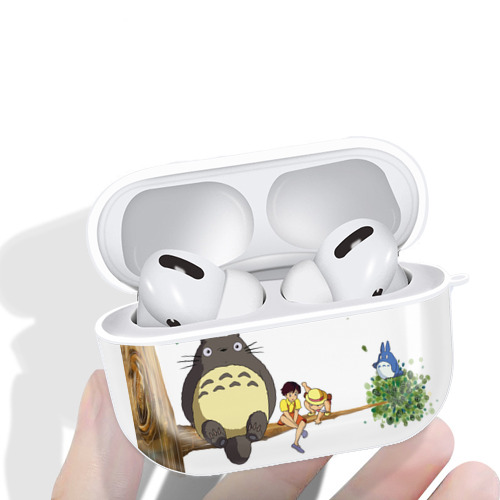 となりのトトロ 草壁メイ 草壁サツキ My Neighbor Totoro Satsuki Kusakabe Mei Kusakabe 【AirPods Pro用】ハードシェル保護ケース 耐衝撃・防指紋・カラビナ付き商品仕様