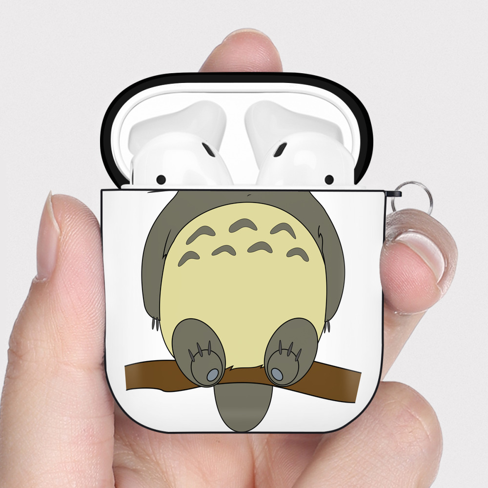 （画像用） となりのトトロ 草壁メイ 草壁サツキ My Neighbor Totoro Satsuki Kusakabe Mei Kusakabe AirPods 第2世代保護ケース ハードシェル ブラック 耐衝撃・防指紋・カラビナ付き