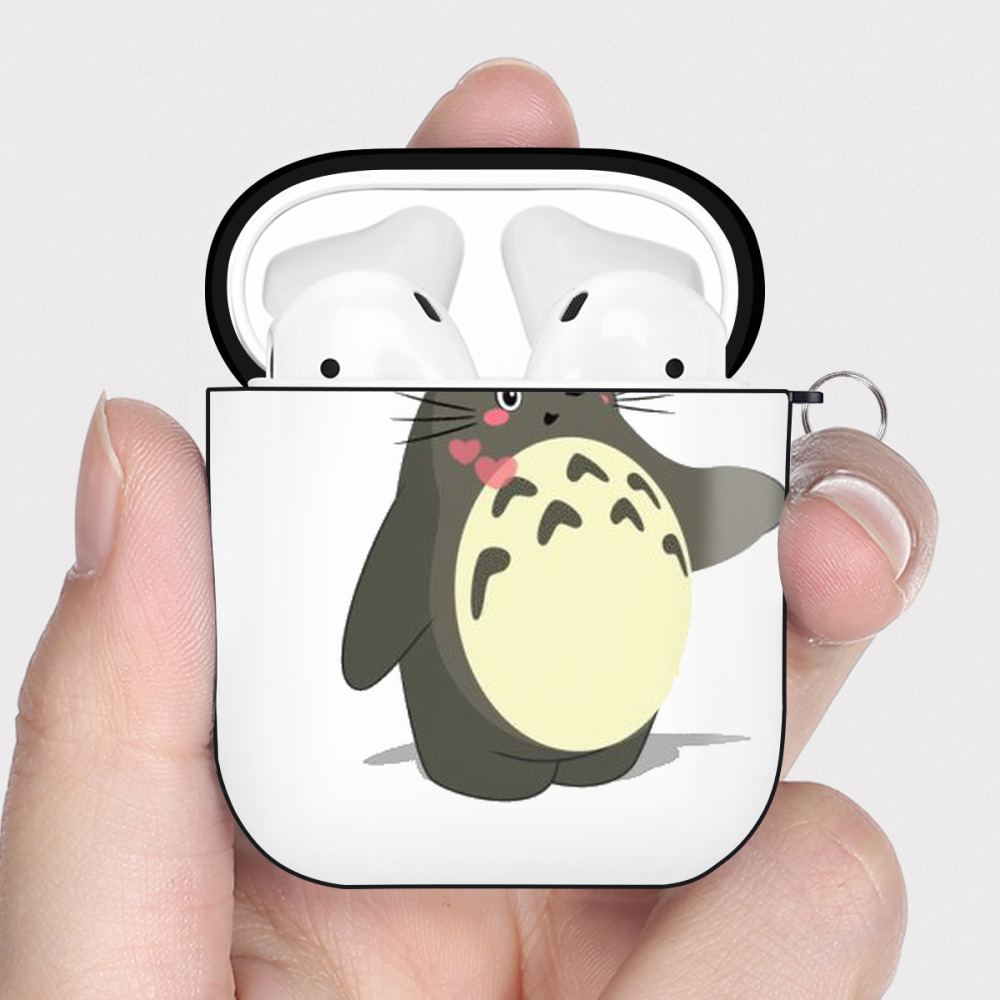 （画像用） となりのトトロ 草壁メイ 草壁サツキ My Neighbor Totoro Satsuki Kusakabe Mei Kusakabe AirPods 第2世代保護ケース ハードシェル ブラック 耐衝撃・防指紋・カラビナ付き
