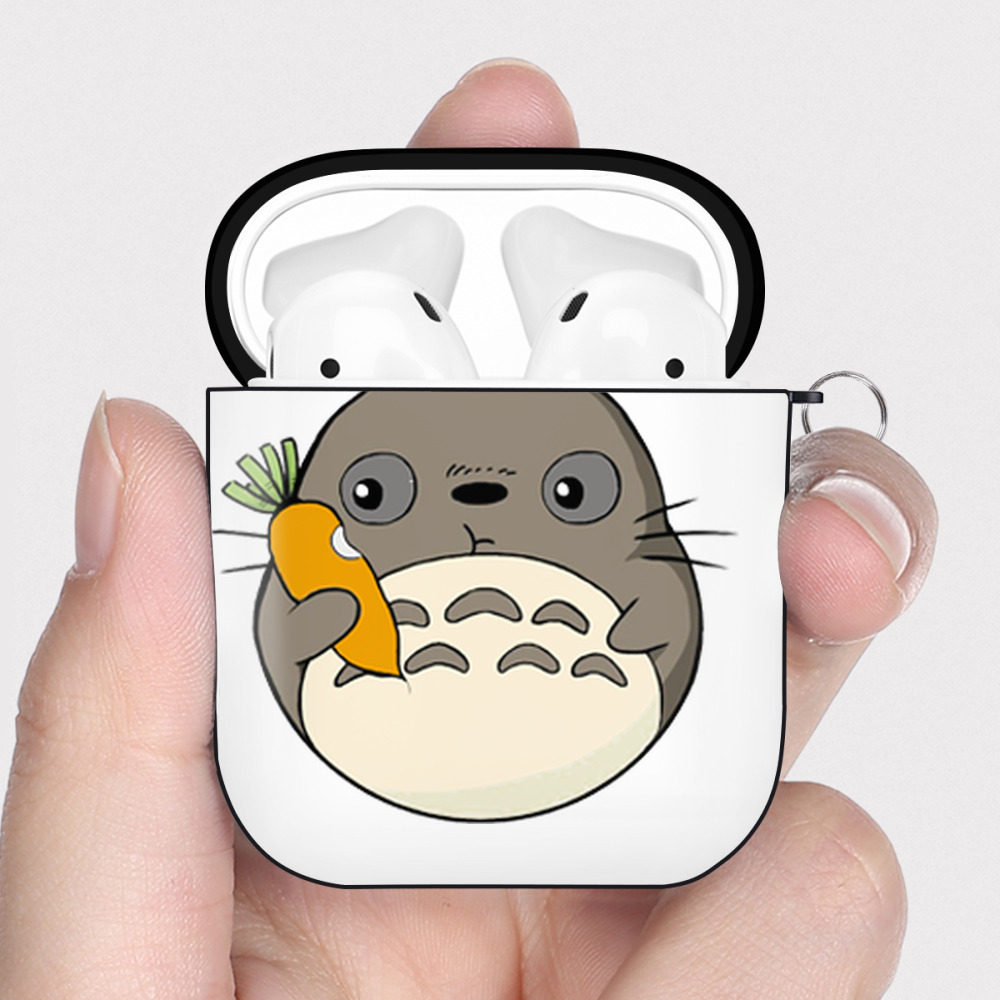 （画像用） となりのトトロ 草壁メイ 草壁サツキ My Neighbor Totoro Satsuki Kusakabe Mei Kusakabe AirPods 第2世代保護ケース ハードシェル ブラック 耐衝撃・防指紋・カラビナ付き