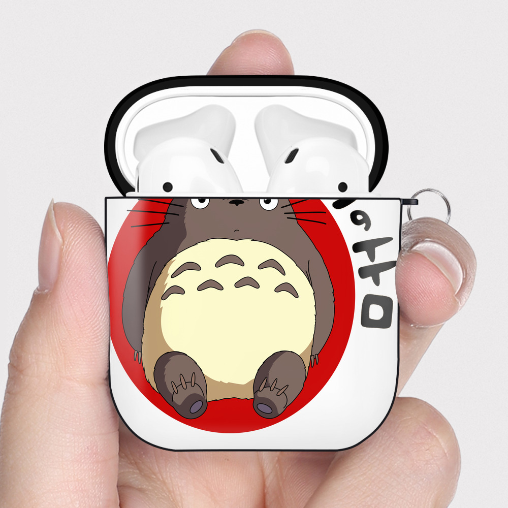 （画像用） となりのトトロ 草壁メイ 草壁サツキ My Neighbor Totoro Satsuki Kusakabe Mei Kusakabe AirPods 第2世代保護ケース ハードシェル ブラック 耐衝撃・防指紋・カラビナ付き