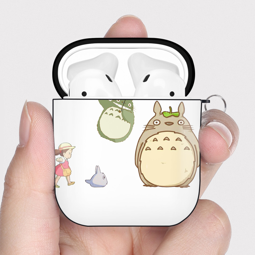 （画像用） となりのトトロ 草壁メイ 草壁サツキ My Neighbor Totoro Satsuki Kusakabe Mei Kusakabe AirPods 第2世代保護ケース ハードシェル ブラック 耐衝撃・防指紋・カラビナ付き