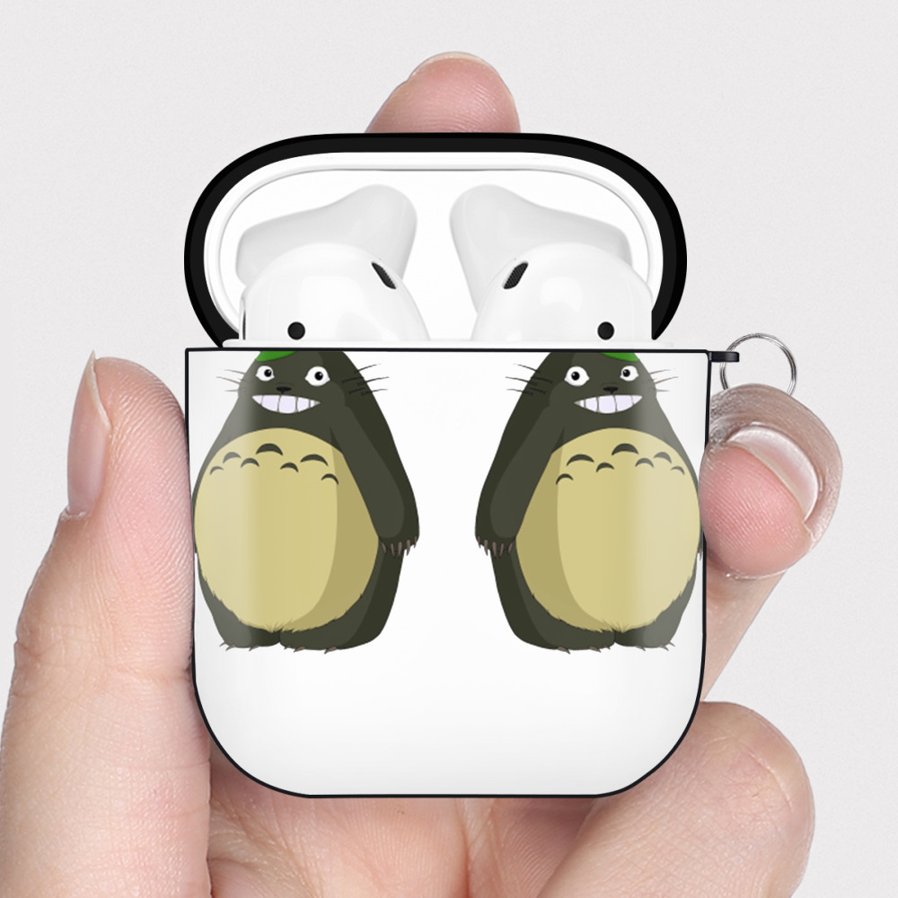 （画像用） となりのトトロ 草壁メイ 草壁サツキ My Neighbor Totoro Satsuki Kusakabe Mei Kusakabe AirPods 第2世代保護ケース ハードシェル ブラック 耐衝撃・防指紋・カラビナ付き