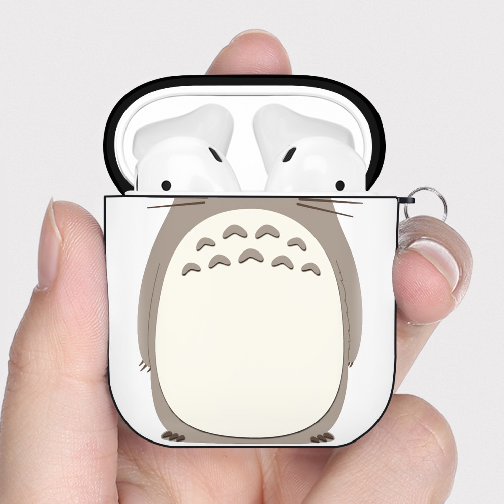 （画像用） となりのトトロ 草壁メイ 草壁サツキ My Neighbor Totoro Satsuki Kusakabe Mei Kusakabe AirPods 第2世代保護ケース ハードシェル ブラック 耐衝撃・防指紋・カラビナ付き