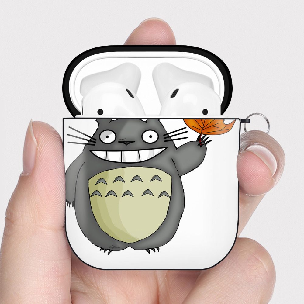 （画像用） となりのトトロ 草壁メイ 草壁サツキ My Neighbor Totoro Satsuki Kusakabe Mei Kusakabe AirPods 第2世代保護ケース ハードシェル ブラック 耐衝撃・防指紋・カラビナ付き