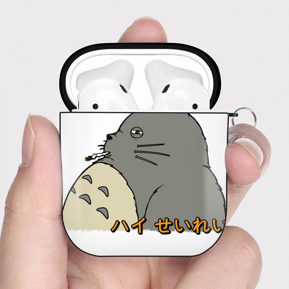 （画像用） となりのトトロ 草壁メイ 草壁サツキ My Neighbor Totoro Satsuki Kusakabe Mei Kusakabe AirPods 第2世代保護ケース ハードシェル ブラック 耐衝撃・防指紋・カラビナ付き