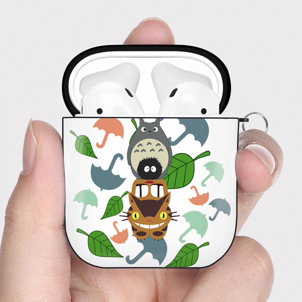 （画像用） となりのトトロ 草壁メイ 草壁サツキ My Neighbor Totoro Satsuki Kusakabe Mei Kusakabe AirPods 第2世代保護ケース ハードシェル ブラック 耐衝撃・防指紋・カラビナ付き
