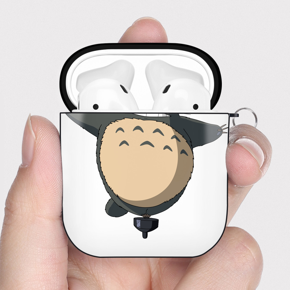 （画像用） となりのトトロ 草壁メイ 草壁サツキ My Neighbor Totoro Satsuki Kusakabe Mei Kusakabe AirPods 第2世代保護ケース ハードシェル ブラック 耐衝撃・防指紋・カラビナ付き