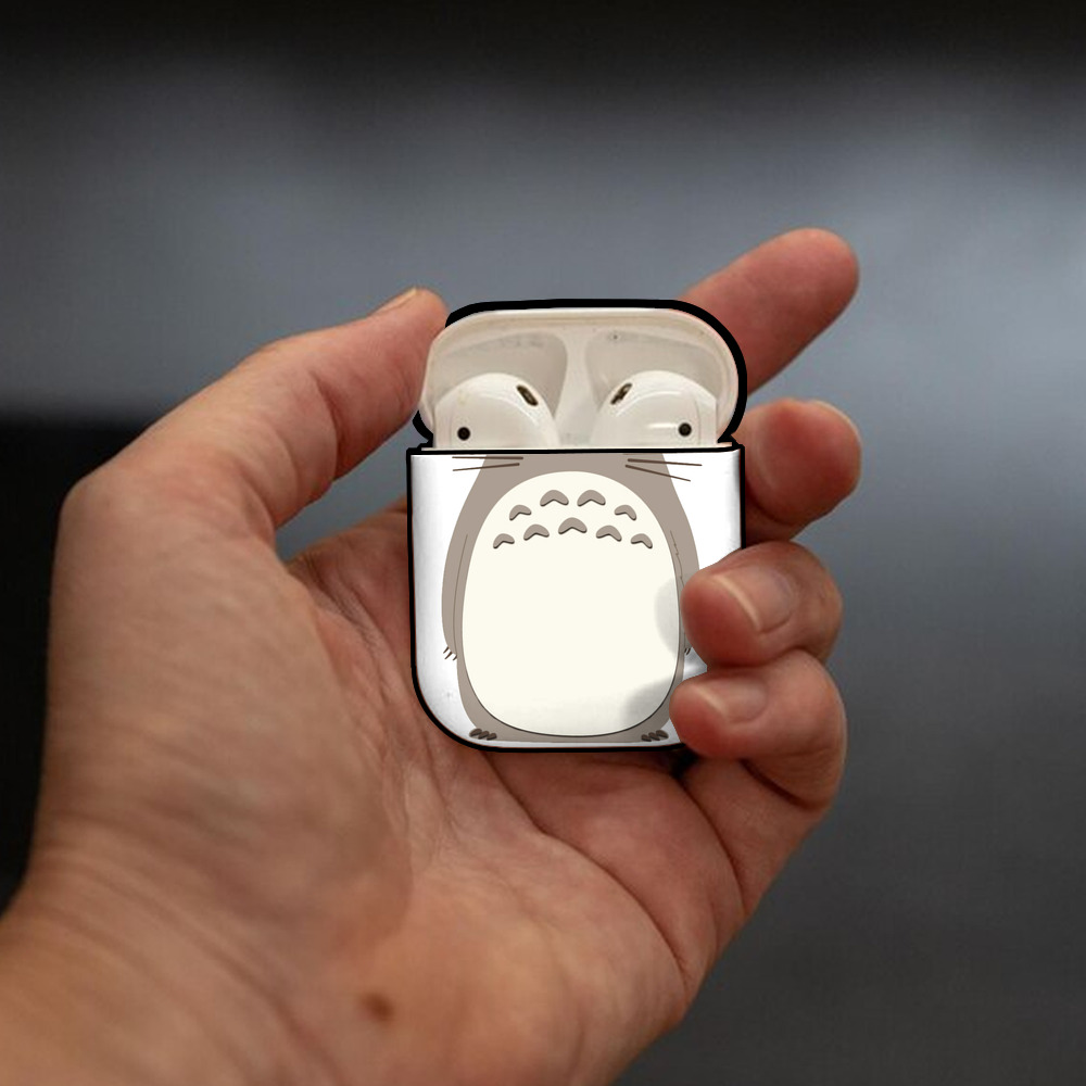 となりのトトロ 草壁メイ 草壁サツキ My Neighbor Totoro Satsuki Kusakabe Mei Kusakabe AirPods 第2世代保護ケース ハードシェル ブラック 耐衝撃・防指紋・カラビナ付き
