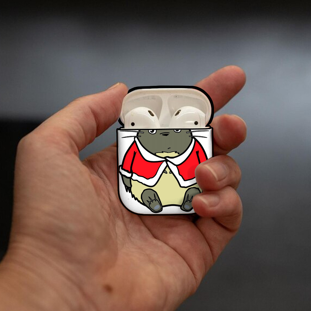 となりのトトロ 草壁メイ 草壁サツキ My Neighbor Totoro Satsuki Kusakabe Mei Kusakabe AirPods 第2世代保護ケース ハードシェル ブラック 耐衝撃・防指紋・カラビナ付き